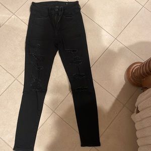 black ripped skinny jeans